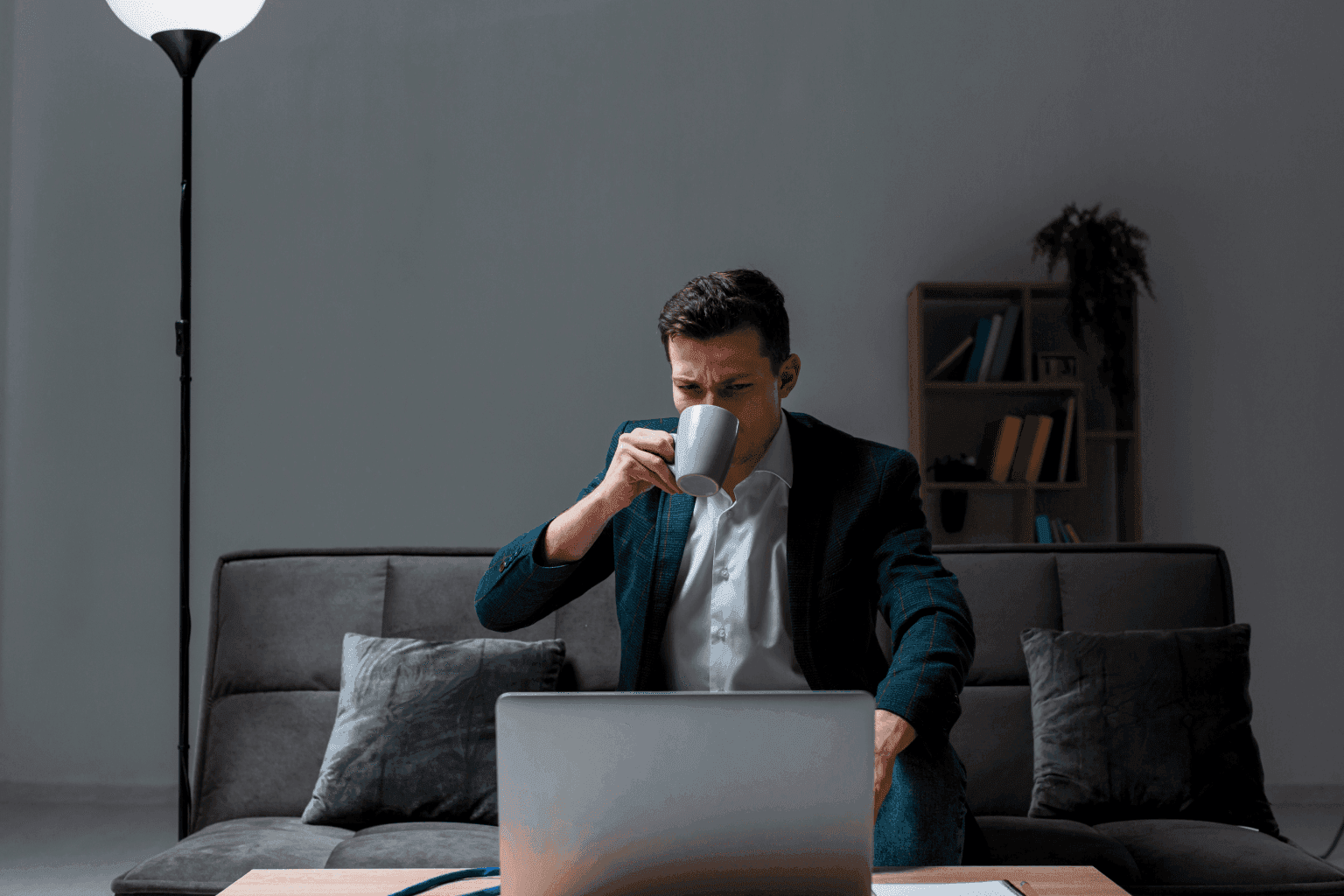 Worktivity Dashboard für hybrides Arbeiten mit Präsenz- und Remote-Mitarbeitenden